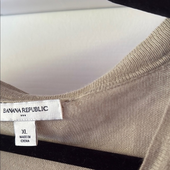 Banana Republic Tan Cardigan Sweater Lightweight Knit - Picture 3 of 5